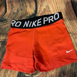 Nike Pro Women’s shorts size Medium orange